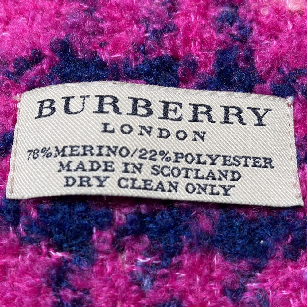 Burberry London Boucle Plaid Wool Blend Scarf - Picture 7 of 7